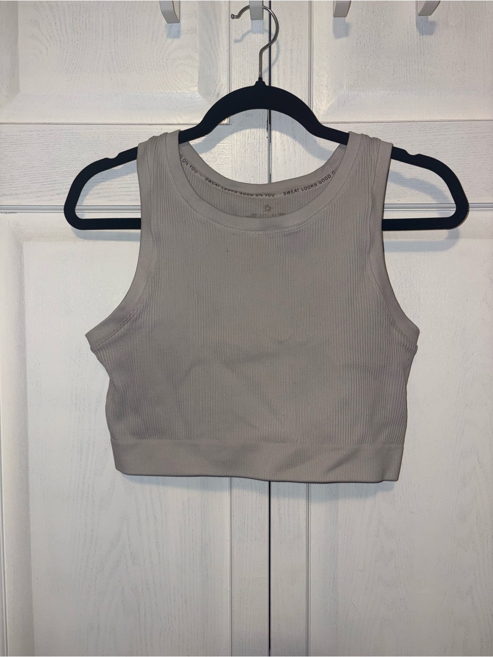 Ribbed Cropped Tank Top